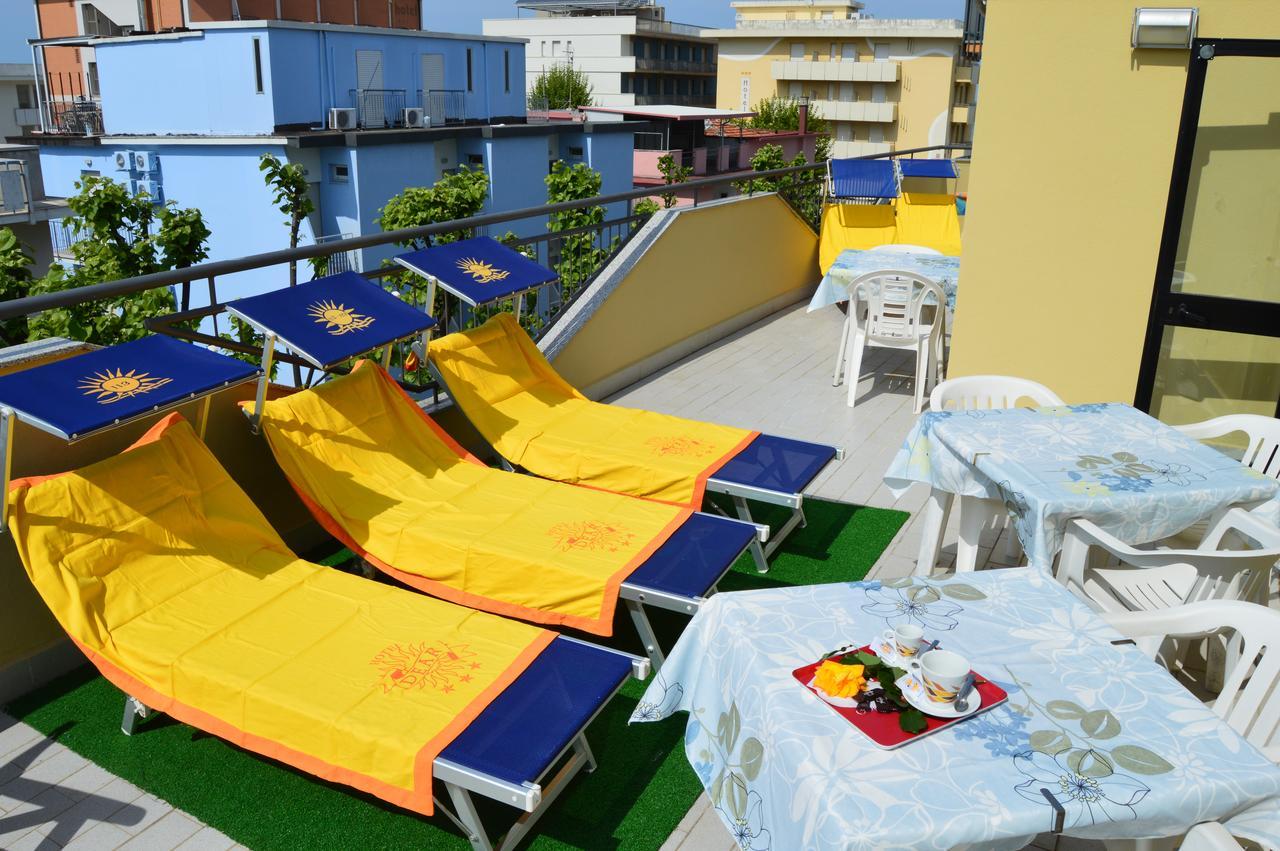 Hotel Dear Rímini Exterior foto